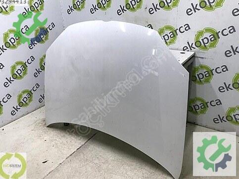 Volkswagen Golf Ön Kaput 1K0823031J çıkma parça