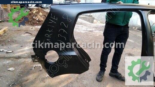 Volkswagen Golf Sağ Arka Çamurluk çıkma parça