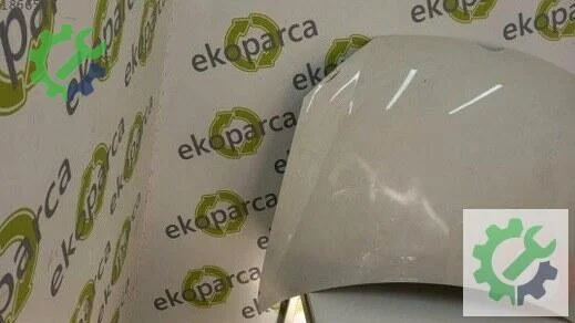 Volkswagen Golf Kaput 5K0823031 çıkma parça