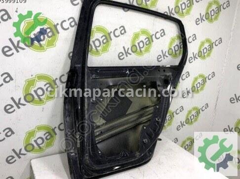Volkswagen Golf Sağ Arka Kapı 5K4833056 çıkma parça