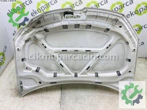 Volkswagen Golf Kaput 5K0823031 çıkma parça