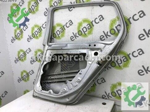 Volkswagen Golf Sağ Arka Kapı 5K4833056 çıkma parça