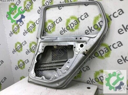 Volkswagen Golf Sağ Arka Kapı 5K4833056 çıkma parça