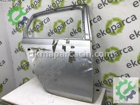 Volkswagen Golf Sağ Arka Kapı 5K4833056 çıkma parça