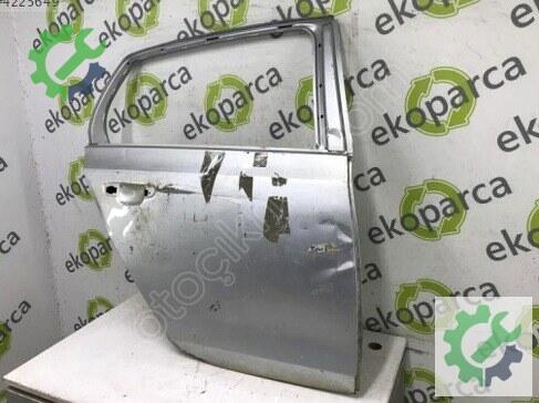 Volkswagen Golf Sağ Arka Kapı 5K4833056 çıkma parça