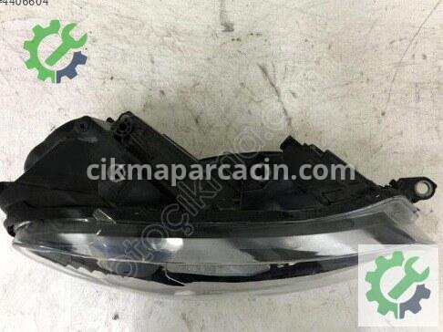 Volkswagen Golf Sağ Ön Far 5K1941752C çıkma parça