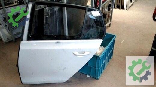 Volkswagen Golf Sol Arka Kapı çıkma parça