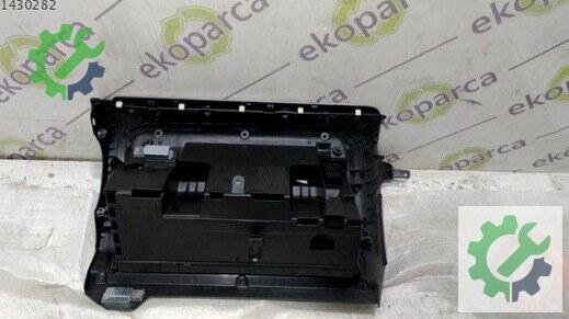 Volkswagen Golf Torpido Kapağı çıkma parça