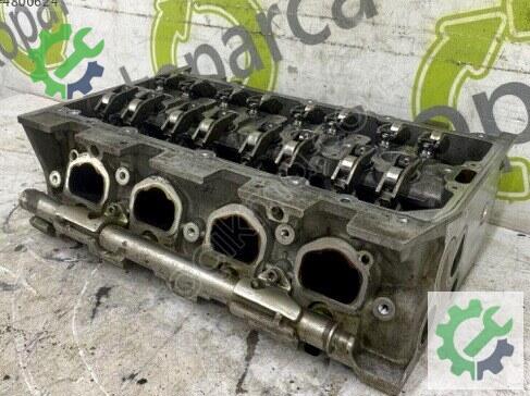 Volkswagen Golf Silindir Kapağı 04E103404AE çıkma parça