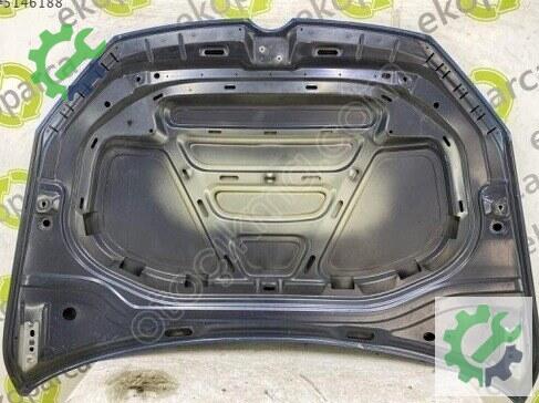 Volkswagen Golf Kaput 5G0823031 çıkma parça
