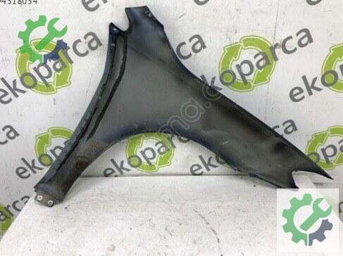 Volkswagen Golf Sol Ön Çamurluk 5G0821105 çıkma parça