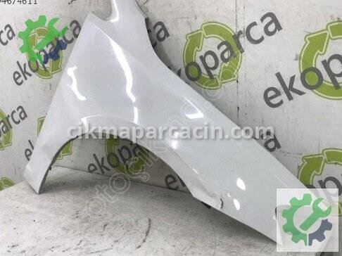 Volkswagen Golf Sağ Ön Çamurluk 5G0821106 çıkma parça