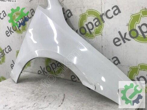 Volkswagen Golf Sağ Ön Çamurluk 5G0821106 çıkma parça