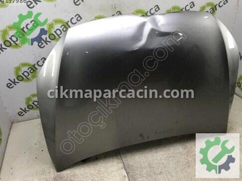 Volkswagen Golf Kaput 5G0823031 çıkma parça