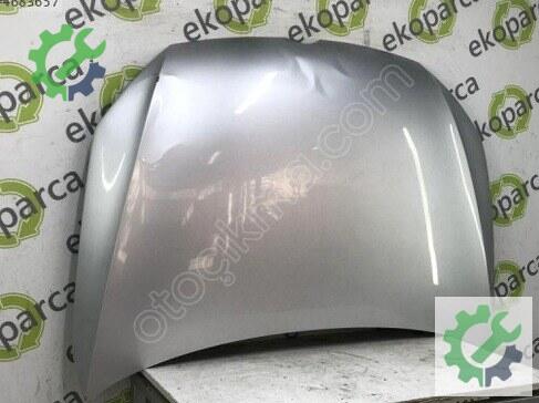 Volkswagen Golf Kaput 5G0823031 çıkma parça