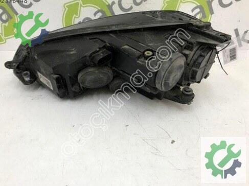 Volkswagen Golf Sağ Ön Far 5G1941006 çıkma parça