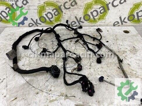 Volkswagen Golf Motor Tesisatı 04E972627DP çıkma parça