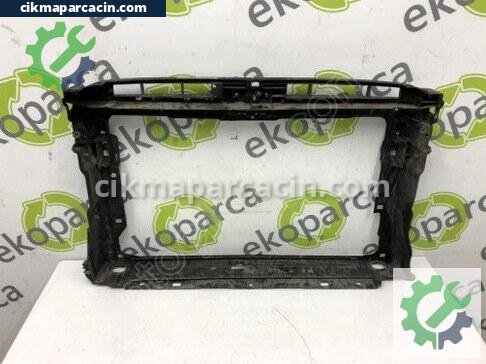 Volkswagen Golf Ön Panel çıkma parça