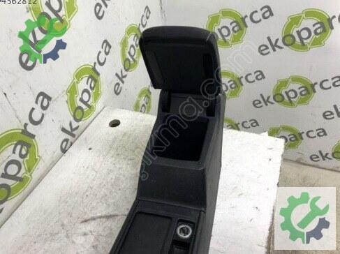 Volkswagen Golf Orta Konsol 5G1863241BE çıkma parça