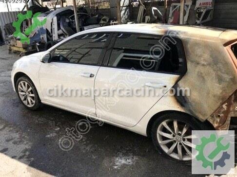 Volkswagen Golf Sağ Aks 5Q0407272C çıkma parça