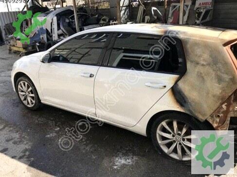 Volkswagen Golf Sağ Aks 5Q0407272C çıkma parça