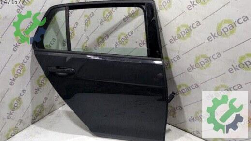 Volkswagen Golf Sağ Arka Kapı çıkma parça