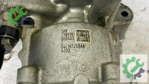 Volkswagen Golf Yağ Pompası 04L145208AA çıkma parça