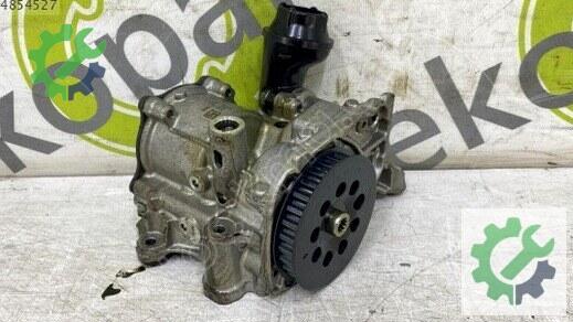 Volkswagen Golf Yağ Pompası 04L145208AA çıkma parça
