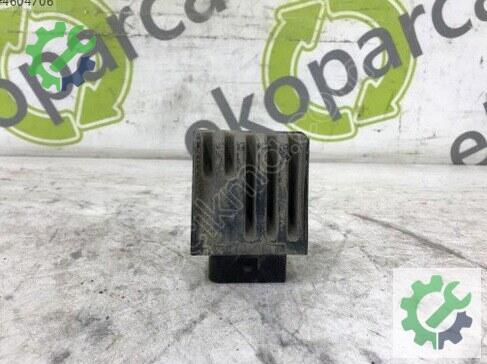 Volkswagen Golf Yakıt Pompası 5Q0906121K çıkma parça