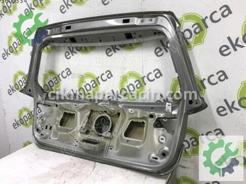 Volkswagen Golf Bagaj Kapağı 5G6827025 çıkma parça
