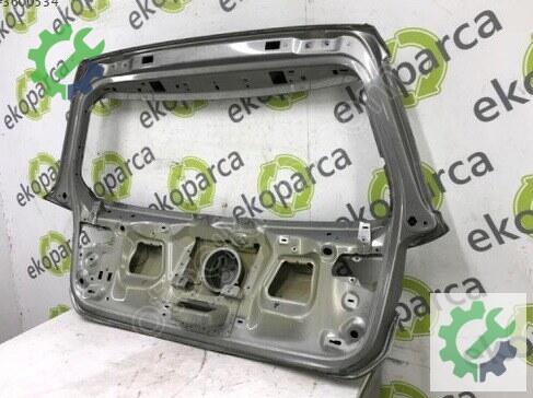 Volkswagen Golf Bagaj Kapağı 5G6827025 çıkma parça