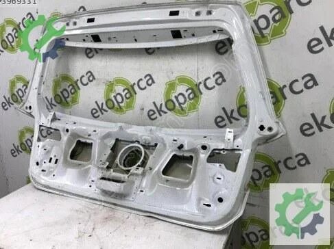 Volkswagen Golf Bagaj Kapağı 5G6827025 çıkma parça