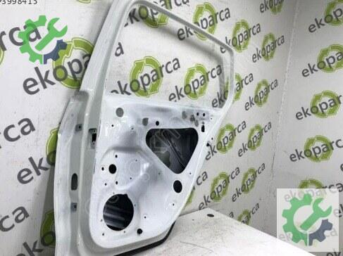 Volkswagen Golf Sağ Arka Kapı 5G4833056 çıkma parça