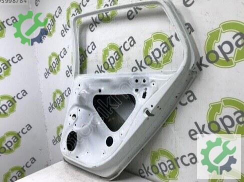 Volkswagen Golf Sağ Arka Kapı 5G4833056 çıkma parça