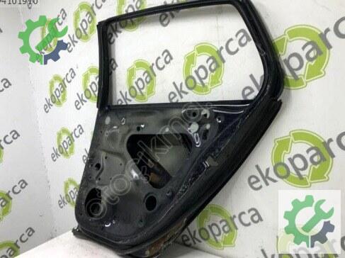 Volkswagen Golf Sağ Arka Kapı 5G4833056 çıkma parça