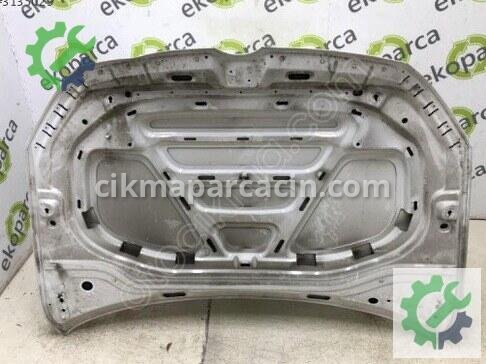 Volkswagen Golf Kaput 5G0823031 çıkma parça