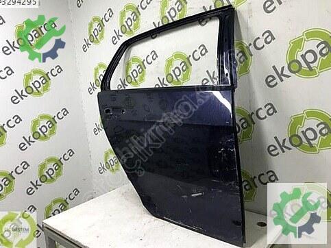 Volkswagen Golf Sağ Arka Kapı 5G4833056 çıkma parça