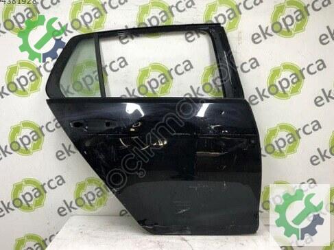Volkswagen Golf Sağ Arka Kapı çıkma parça