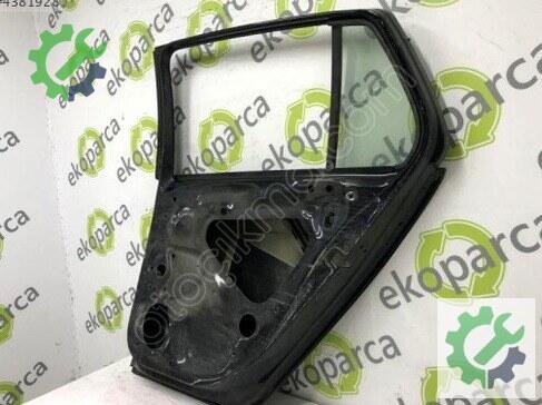 Volkswagen Golf Sağ Arka Kapı 5G4833056 çıkma parça