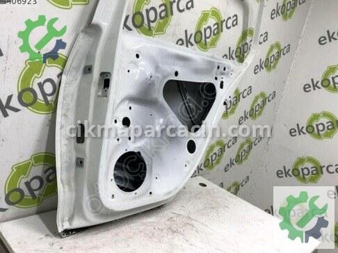 Volkswagen Golf Sağ Arka Kapı 5G4833056 çıkma parça