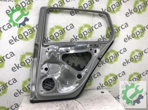 Volkswagen Golf Sağ Arka Kapı 5G4833056 çıkma parça