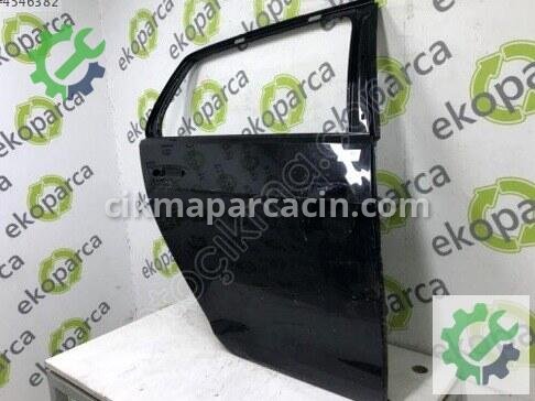 Volkswagen Golf Sağ Arka Kapı 5G4833056 çıkma parça