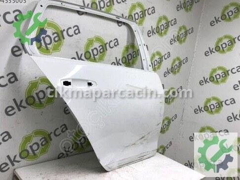 Volkswagen Golf Sağ Arka Kapı 5G4833056 çıkma parça