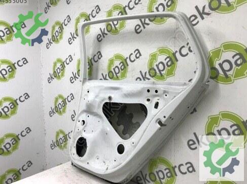 Volkswagen Golf Sağ Arka Kapı 5G4833056 çıkma parça