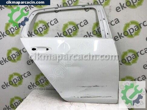 Volkswagen Golf Sağ Arka Kapı çıkma parça