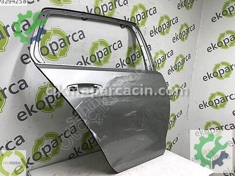Volkswagen Golf Sağ Arka Kapı 5G4833056 çıkma parça