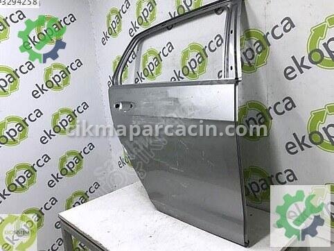 Volkswagen Golf Sağ Arka Kapı 5G4833056 çıkma parça