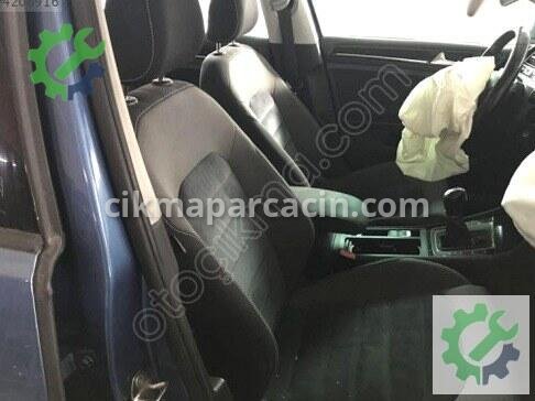 Volkswagen Golf Sağ Arka Kapı 5G4833056 çıkma parça