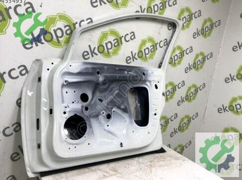 Volkswagen Golf Sağ Ön Kapı 5G4831056 çıkma parça