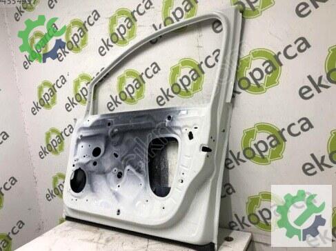 Volkswagen Golf Sağ Ön Kapı 5G4831056 çıkma parça